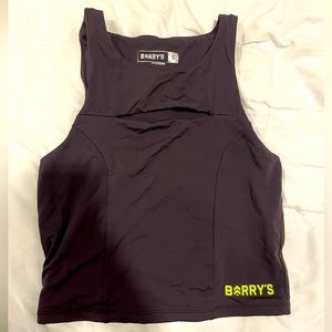 Barry’s brand new workout tank with yellow detailing and cutout